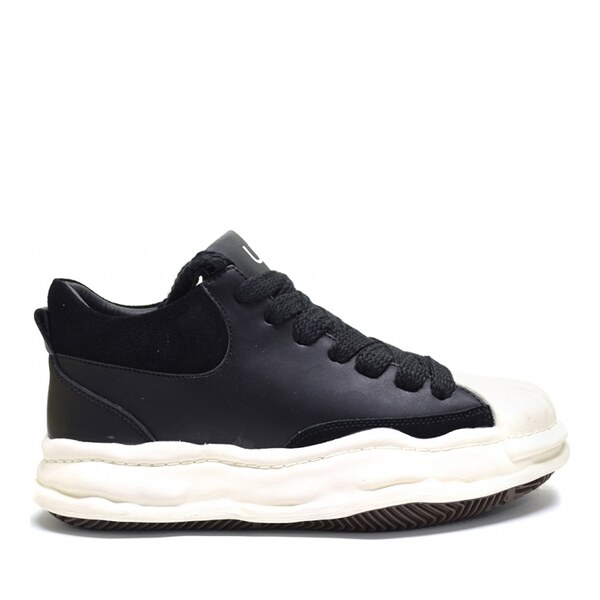 UGG Women's  Marin - Black