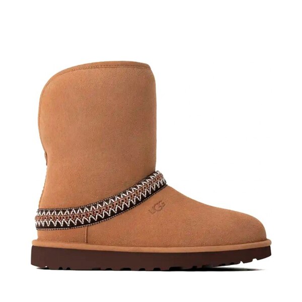 UGG Women's Classic Short Crescent - Chestnut