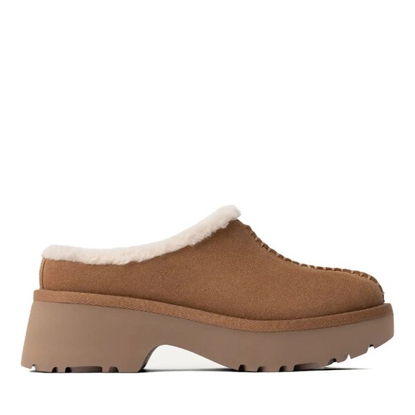 UGG Women's New Heights Cozy Clog - Chestnut
