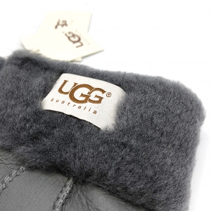 UGG Women