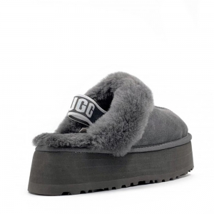 UGG Women