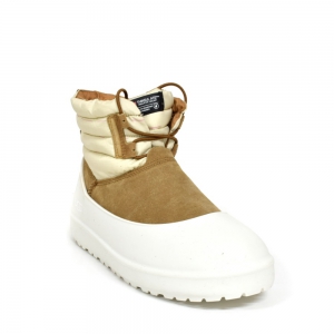 UGG Women