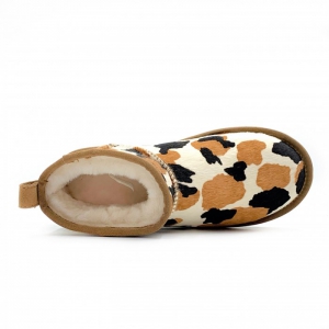 UGG Ultra Mini - Cow Print