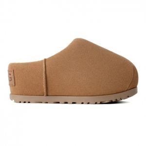 UGG Pumped Slide - Chestnut