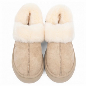 UGG Slippers Disquette Sand