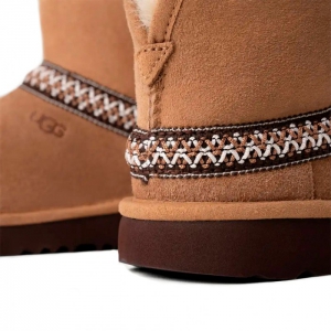 UGG Classic Mini Crescent - Chestnut