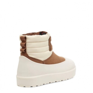 UGG Women