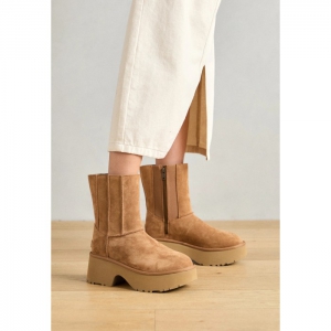 UGG Women