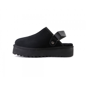 UGG Woman