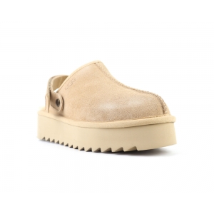 UGG Women