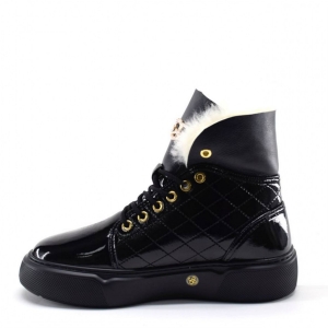 UGG Women
